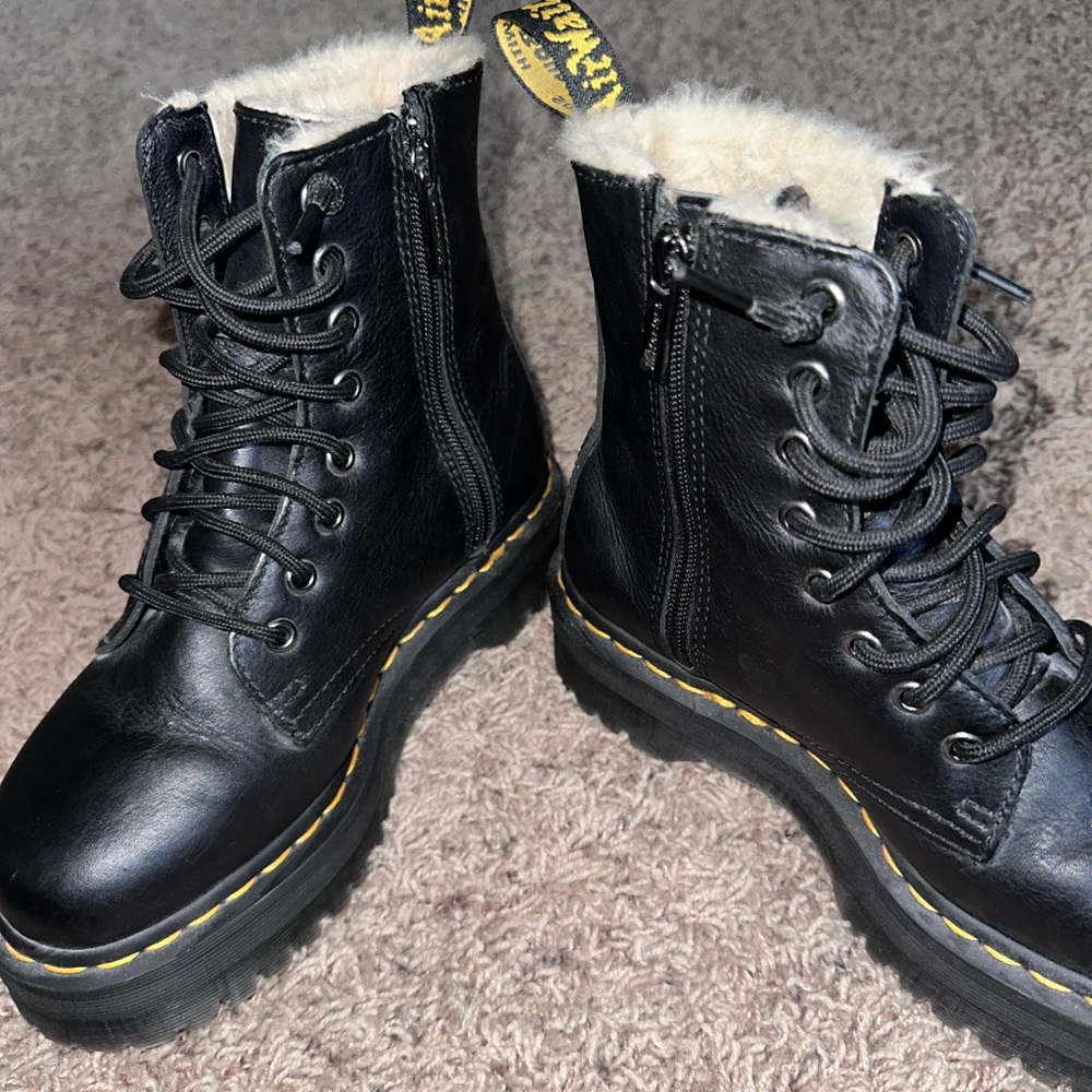Dr. Marten Women’s Black Leather Fur Lined Winter Boots Jadon Platform - Picture 10 of 14